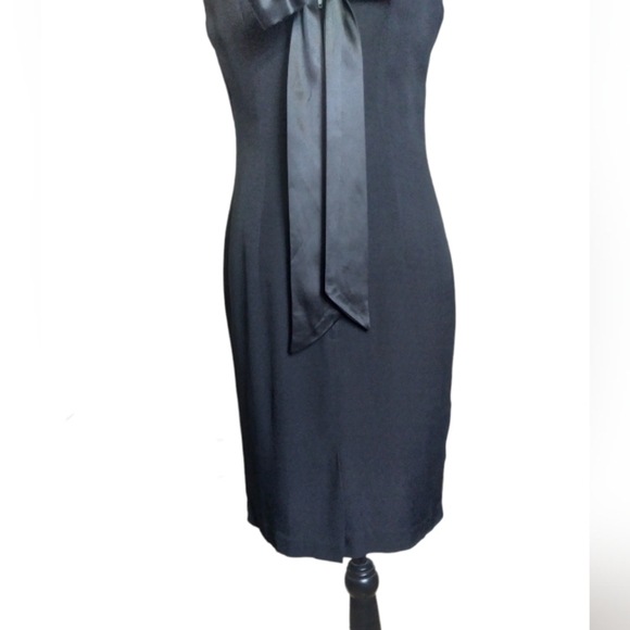 VINTAGE Betsy's Things Black Sleeveless Sheath Dress with Satin Trim - Picture 9 of 12